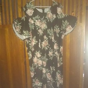 S.W.A.K. Cold shoulder dress NWT🦃"2/$15" sale!!!